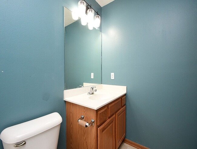 Building Photo - Inviting Home Minutes from Lake Cunningham...