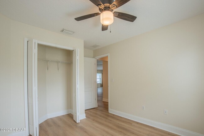 Building Photo - 801 Angelina Ct