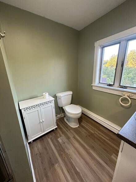 Building Photo - 9 Depot St