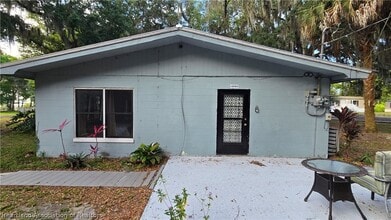 Building Photo - 44 Crawford Dr