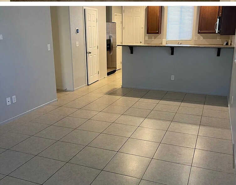 Building Photo - 7709 Pista Way