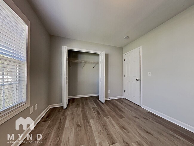 Building Photo - 4253 Beacon Crest Way