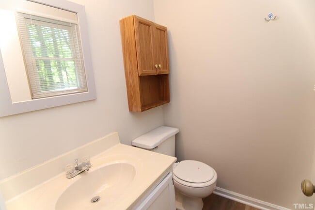 Building Photo - 103 Wigan Cir