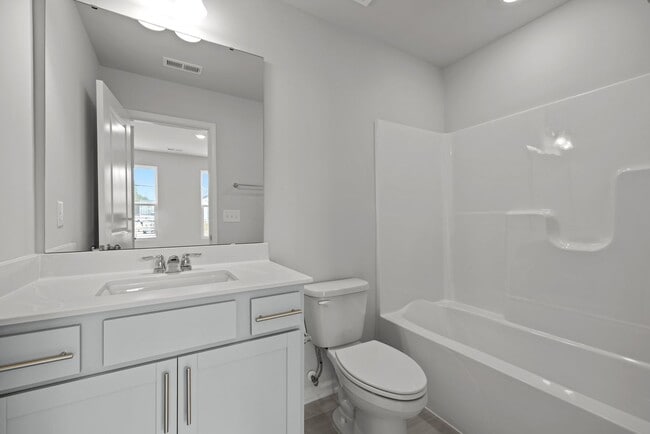 Building Photo - Gorgeous New Construction!  Updated Kitche...