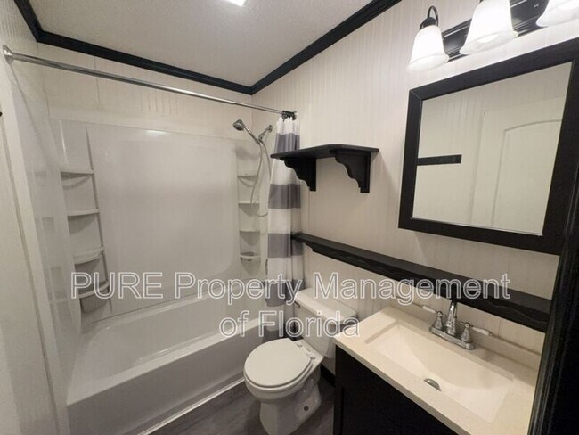 Building Photo - 12300 SE 128th Ct