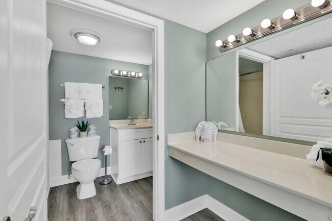 Building Photo - 2701 S Ocean Blvd