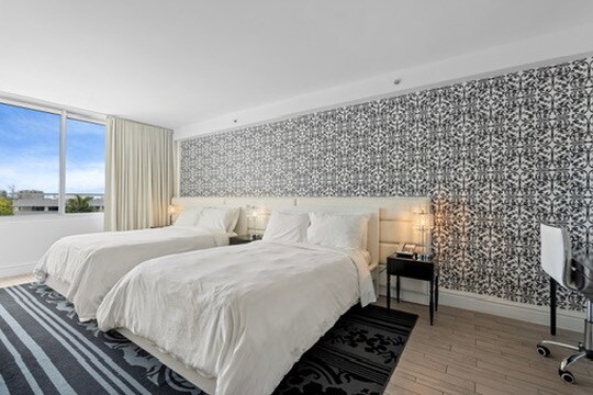 Building Photo - 1100 West Ave