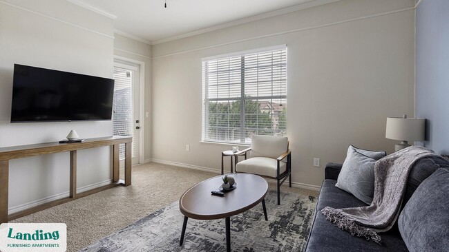 Building Photo - 6101 N Riverside Dr