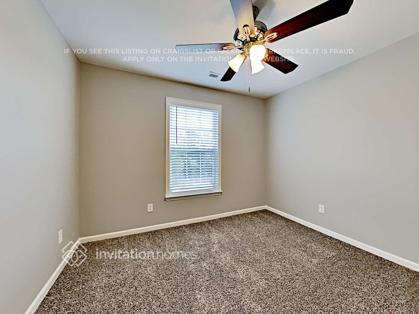 Building Photo - 350 Morning Dew Dr