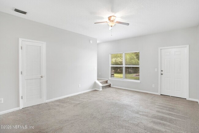 Building Photo - 624 Southbranch Dr