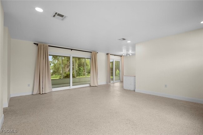 Building Photo - 4261 Lagg Ave