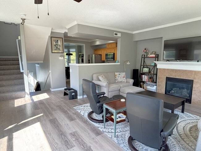 Building Photo - 13065 SW Seca Ct
