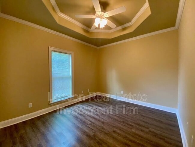 Building Photo - 632 Bitter Pecan Dr