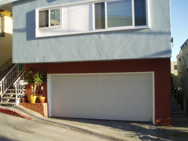 Front of property - 128 Shell St
