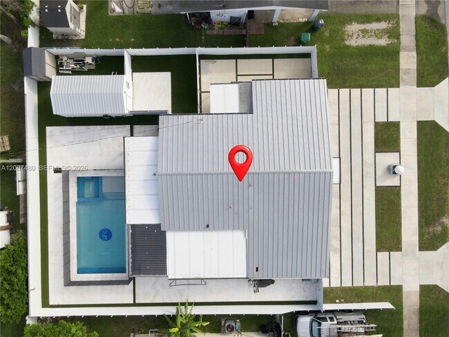 Building Photo - 9298 Jamaica Dr