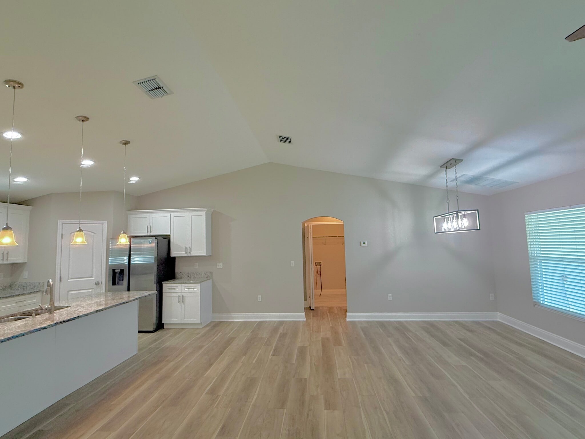 Building Photo - 2139 Sutton Ridge Ave