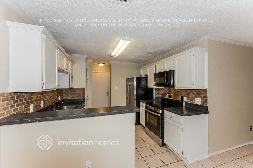 Building Photo - 1456 Thistlewood Ln