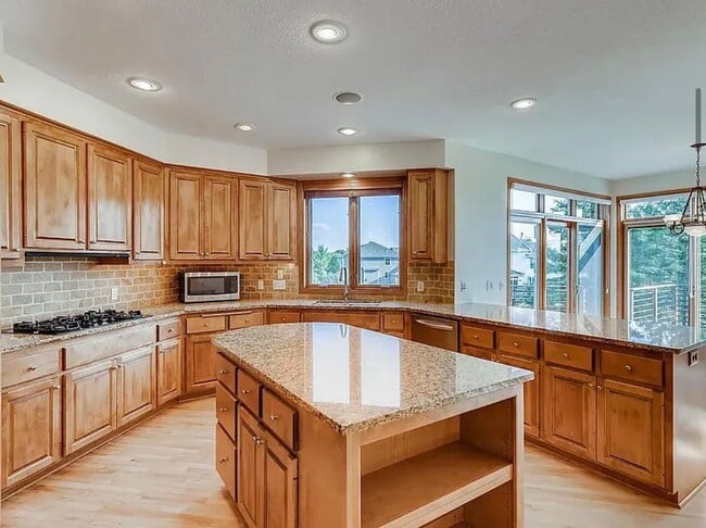 Building Photo - Stunning 5BR/5BA Eden Prairie Home W/Conservation Area Views Available 4/15!