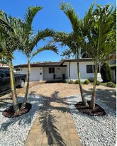 Building Photo - 146 Ponce de Leon Blvd