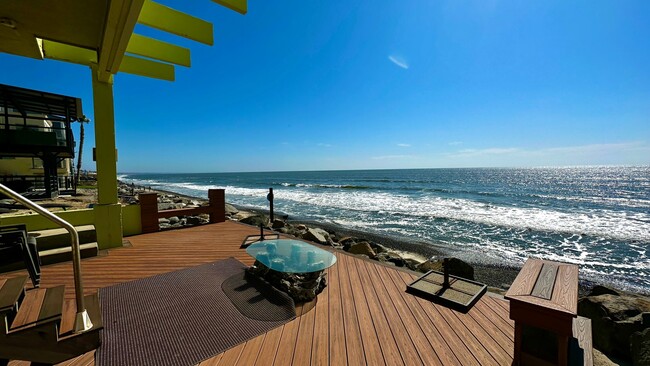 Building Photo - South Oceanside-Oceanfront Studio! Unfurnished with AC