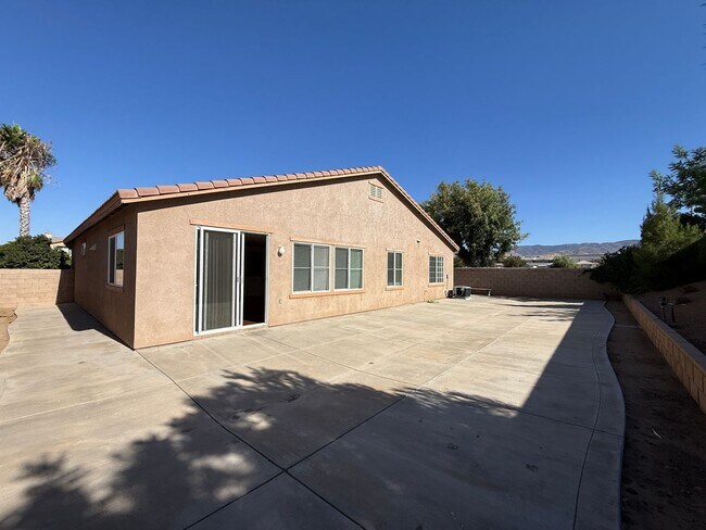 Building Photo - 39201 Jacob Dr
