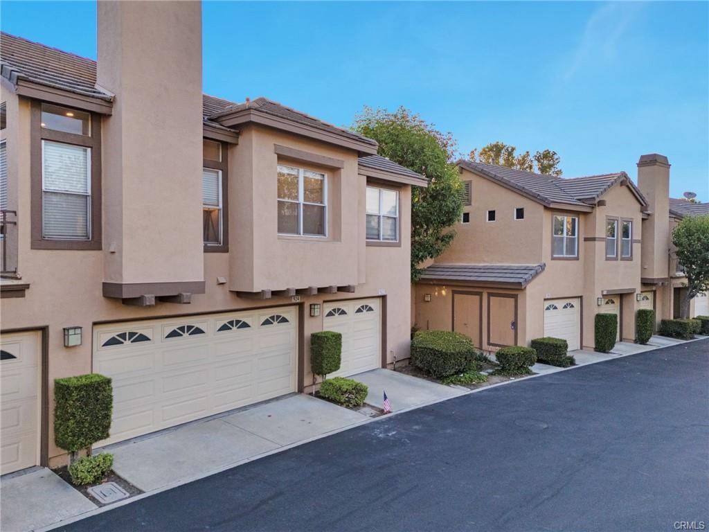 Building Photo - 922 S Country Glen Way