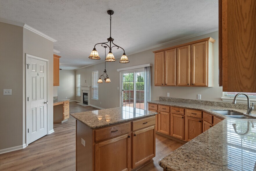 Building Photo - 5806 Corralberry Ct
