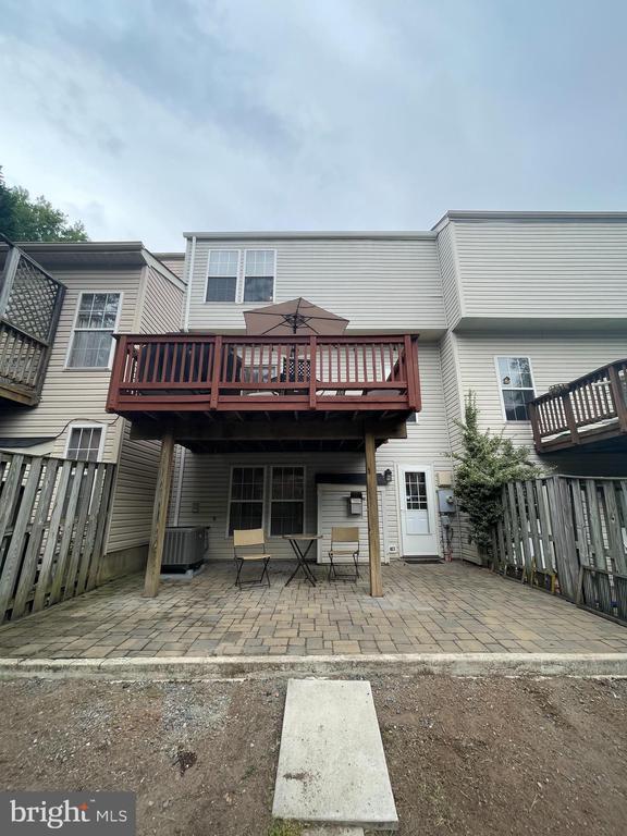 Building Photo - 14286 Glade Spring Dr