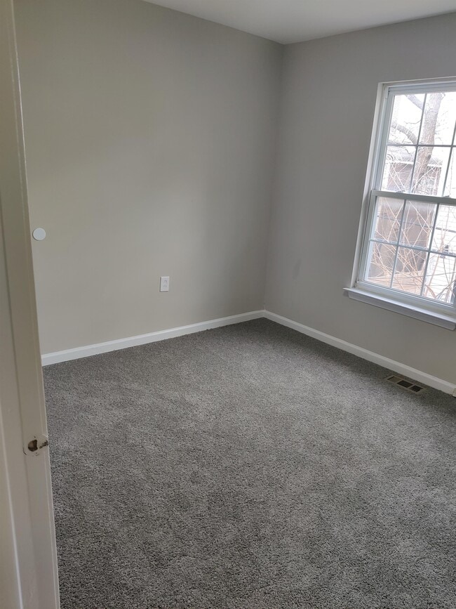 Building Photo - 2714 Titan St