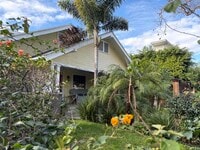 Building Photo - 839 N Orange Dr