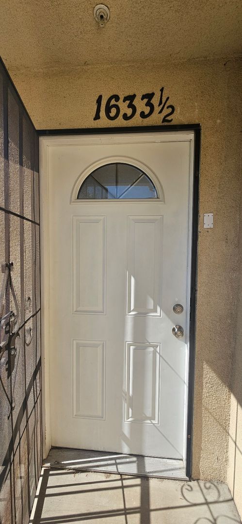 Building Photo - 85(1631)