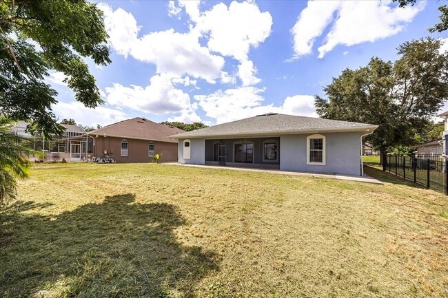 Building Photo - 13848 Vista Del Lago Blvd