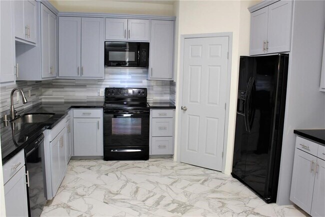 Building Photo - 12625 Memorial Dr