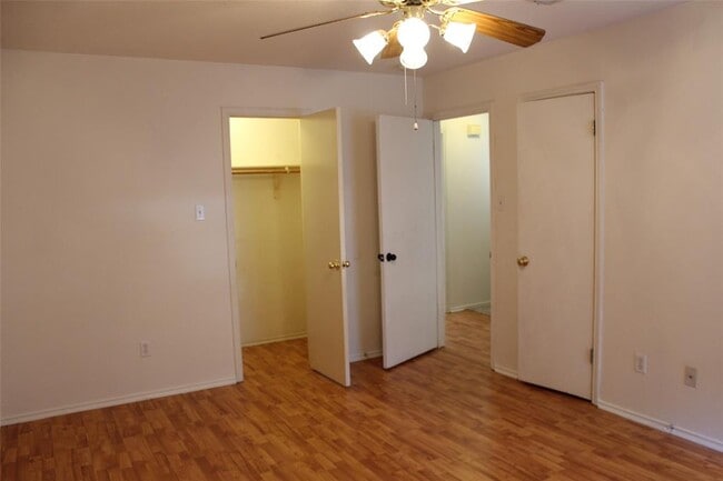 Building Photo - 9702 Nightjar Dr