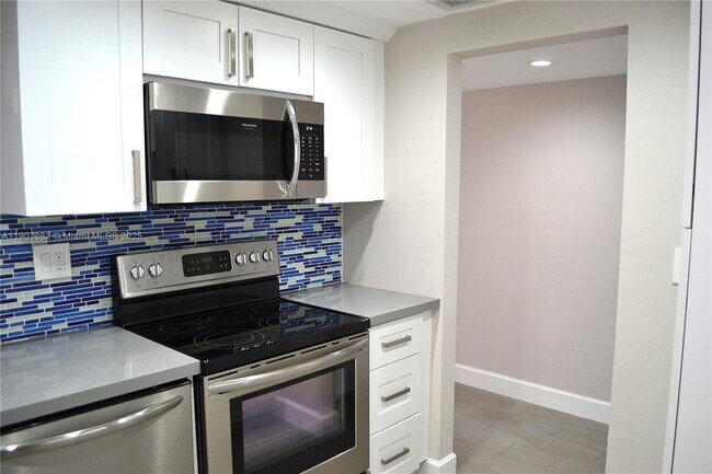 Building Photo - 8045 SW 107th Ave