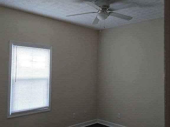 Building Photo - 4062 Atlee Dr