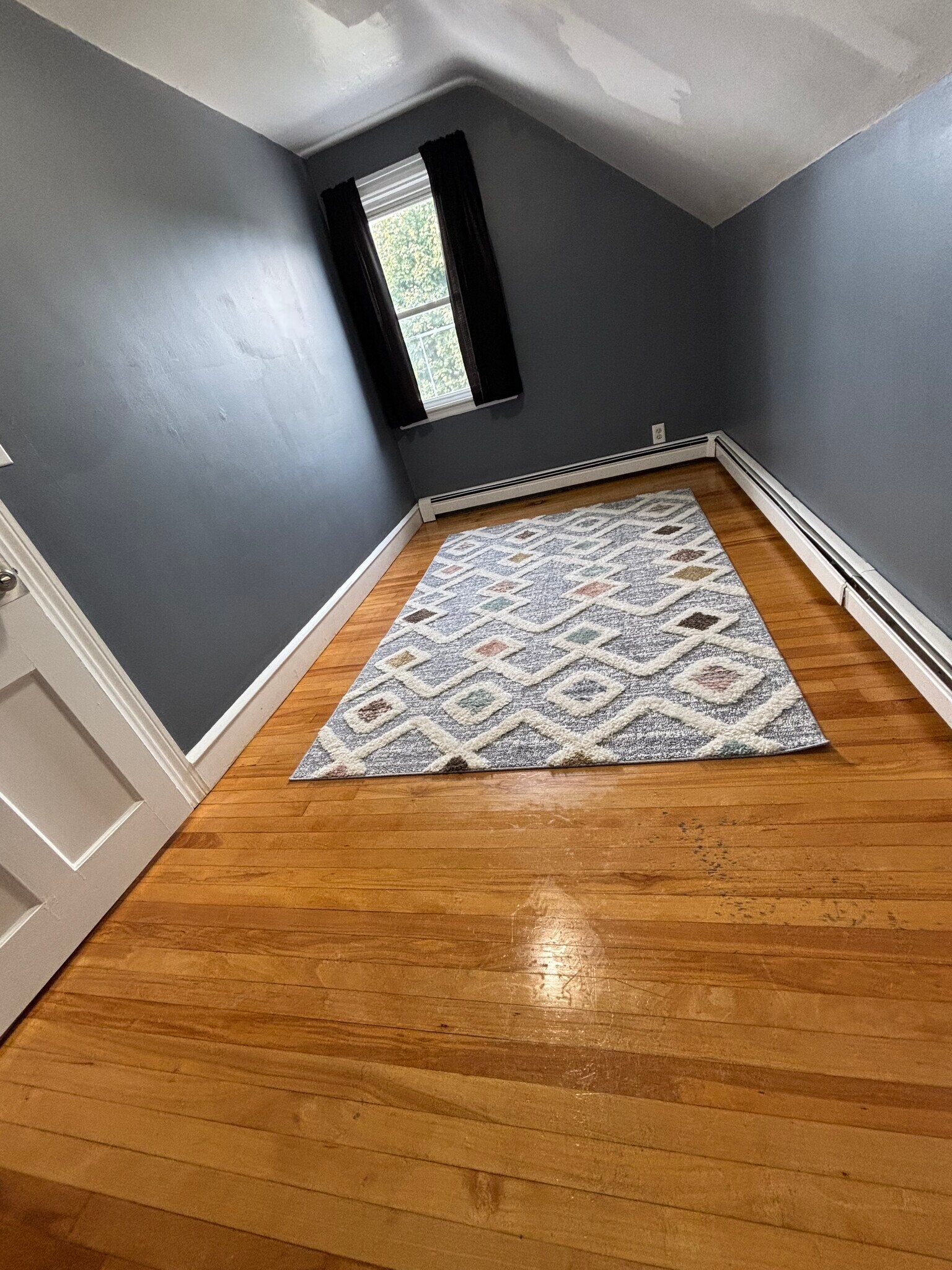 Building Photo - 13 Stayton St