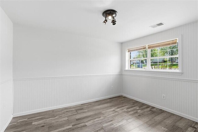 Building Photo - 108 Whitney Dr