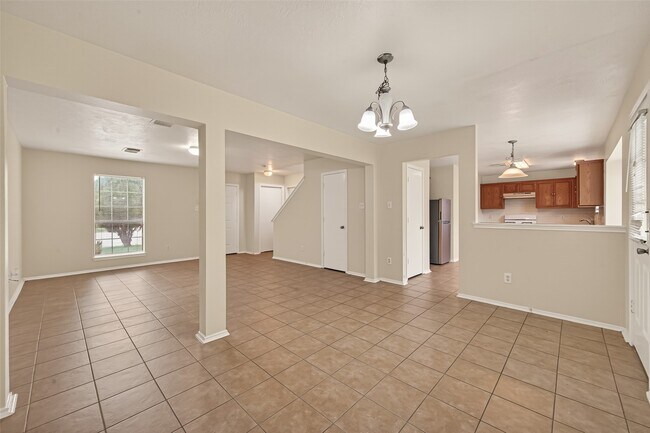 Building Photo - 1838 Strongs Ct