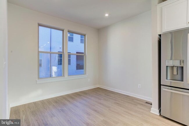 Building Photo - 13172 Arches Rd