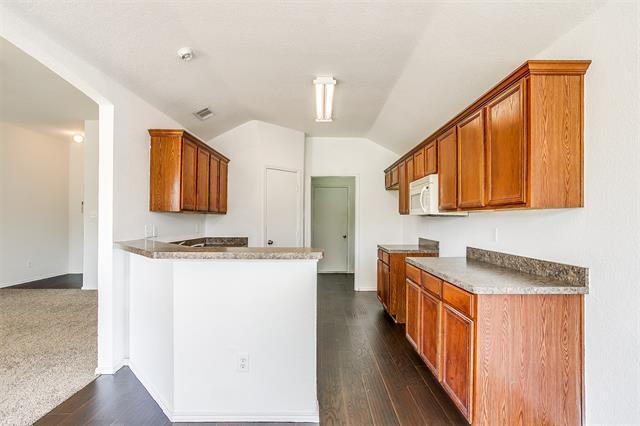 Building Photo - 1618 Sabine Dr
