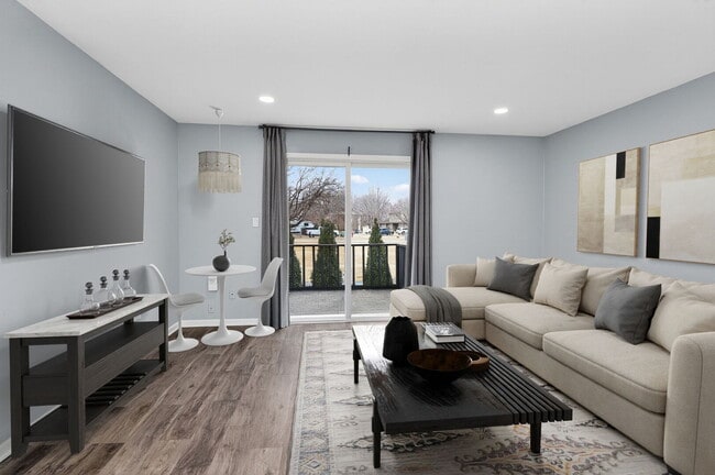 Building Photo - 14816 S Penn Rd