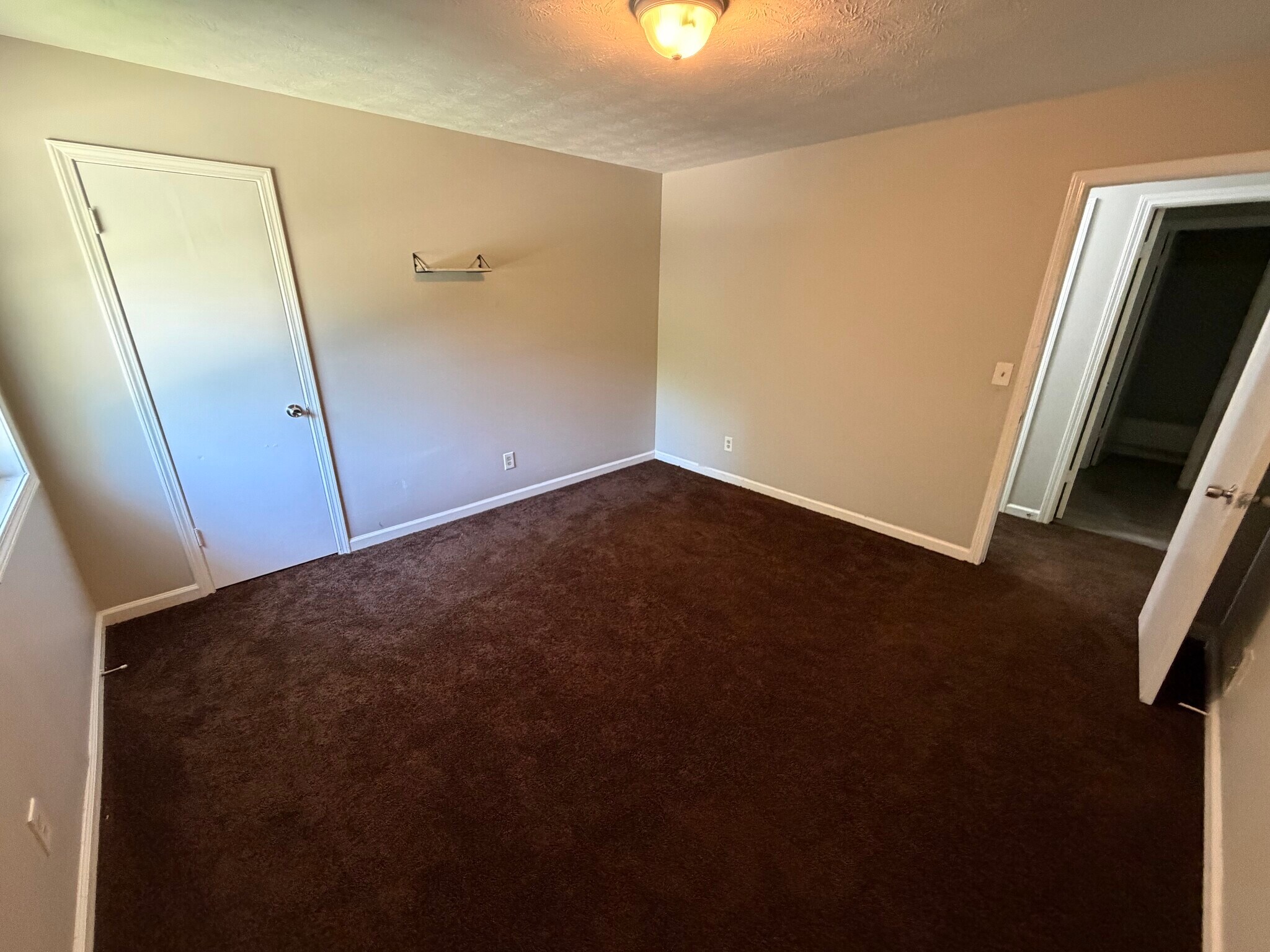 Building Photo - 1386 Williamsburg Ln