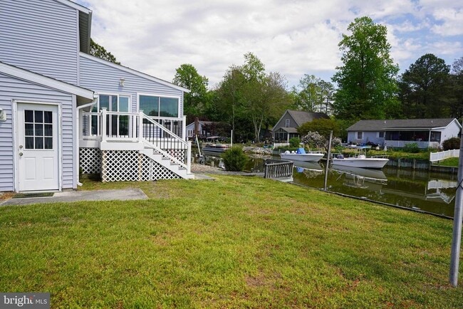 Building Photo - 39028 Bayview W
