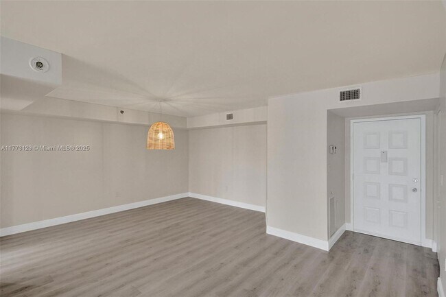 Building Photo - 1201 S Ocean Dr