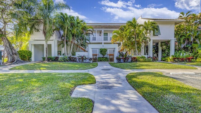 Building Photo - 261 Cypress Point Dr