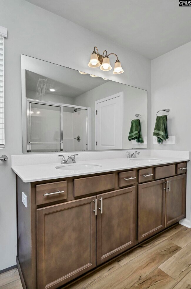 Building Photo - 620 Rothenburg Rd