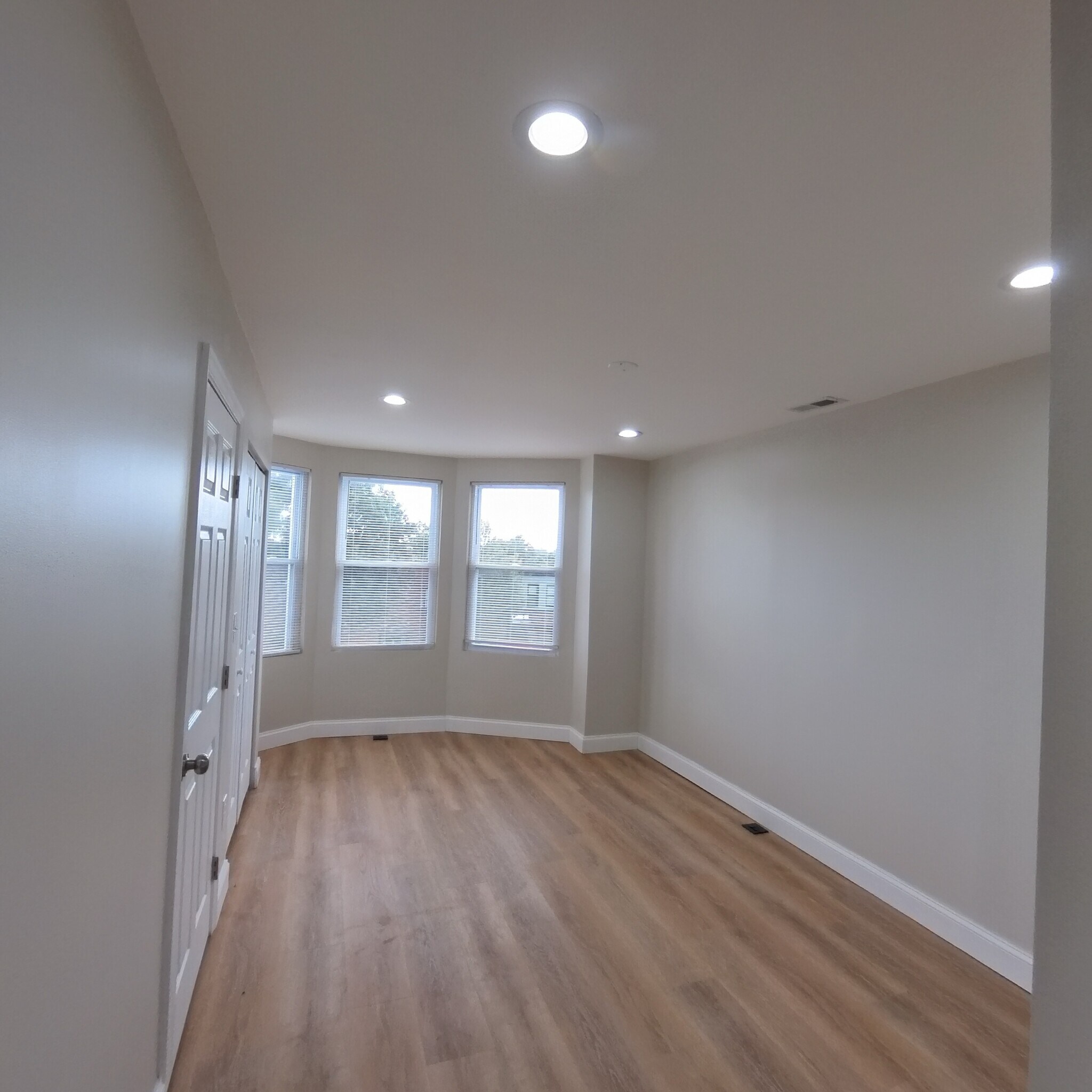 Bedroom - 4646 York Rd