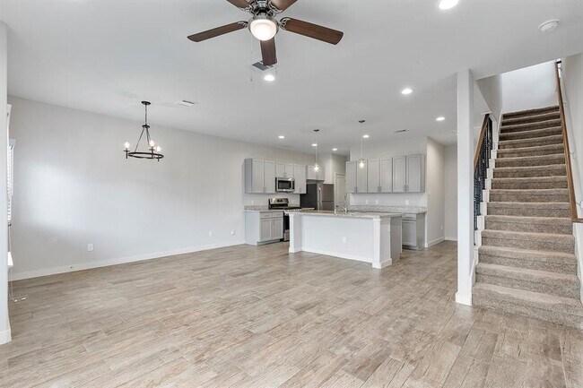 Building Photo - 15010 Eagle feather ct.