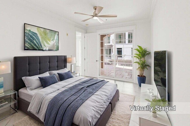 Building Photo - 47 SW Osceola St